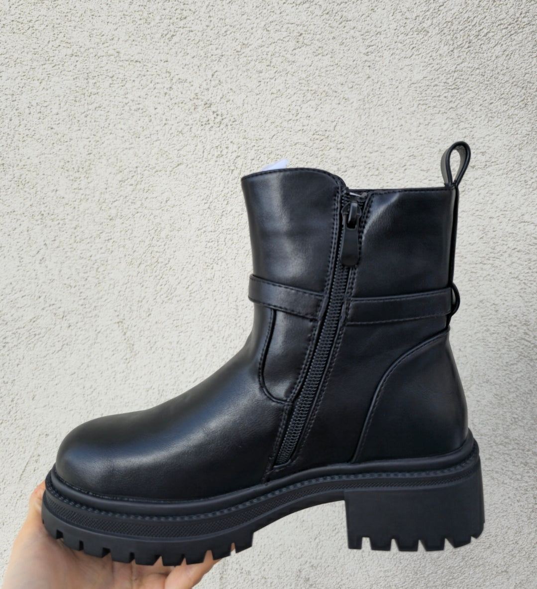 STIVALETTI FIBBIA ORO