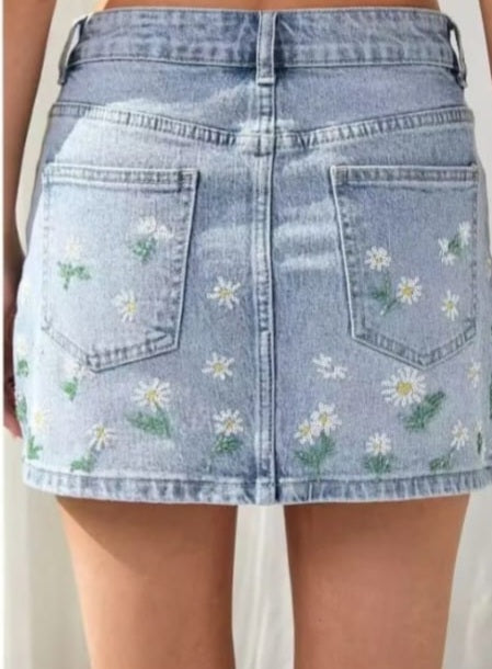 MINI GONNA MARGHERITE E PAILLETTES