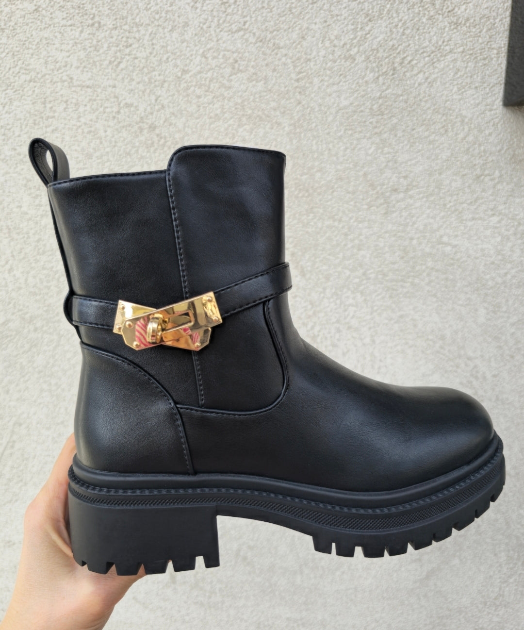 STIVALETTI FIBBIA ORO