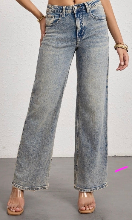 JEANS VARI MODELLI SCONTATI