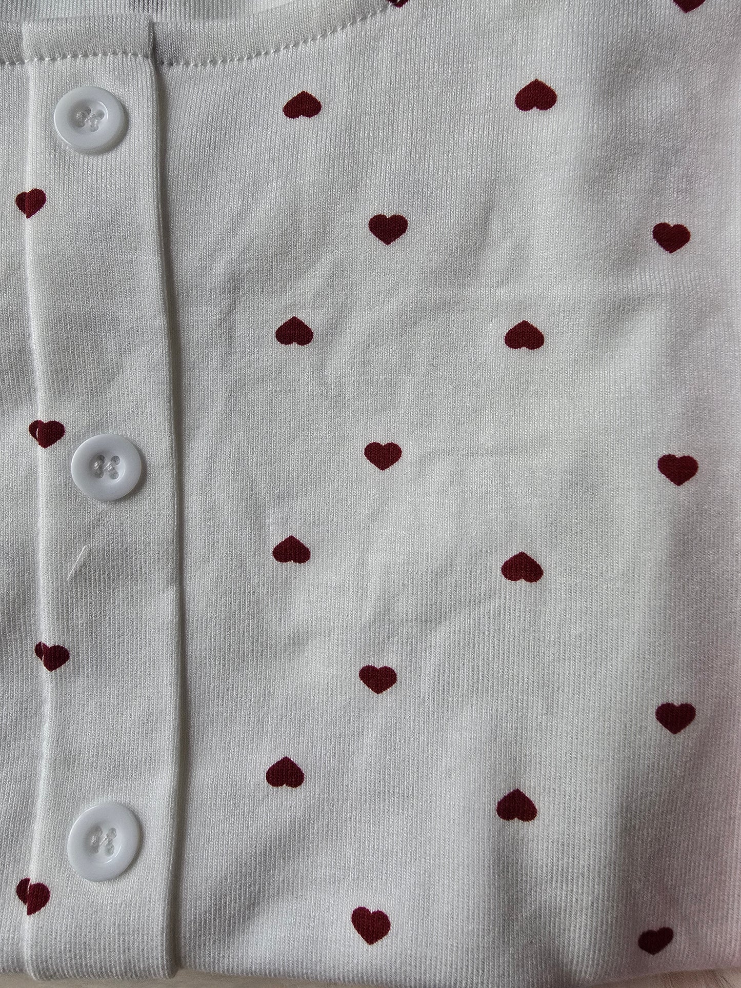 MAGLIA CUORICINI CON BOTTONI