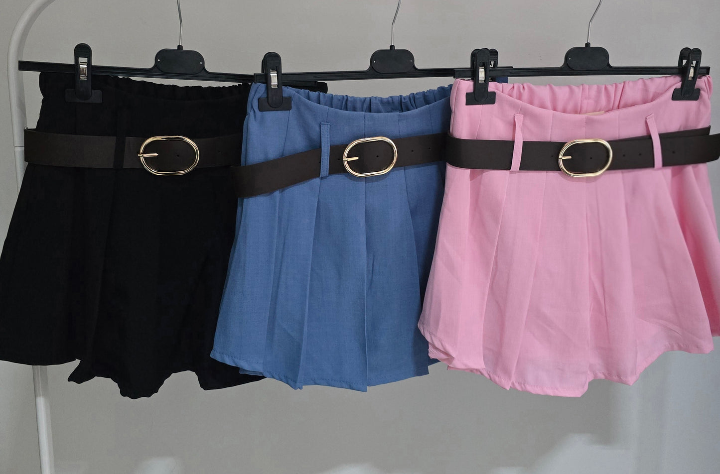 GONNA A PANTALONCINO