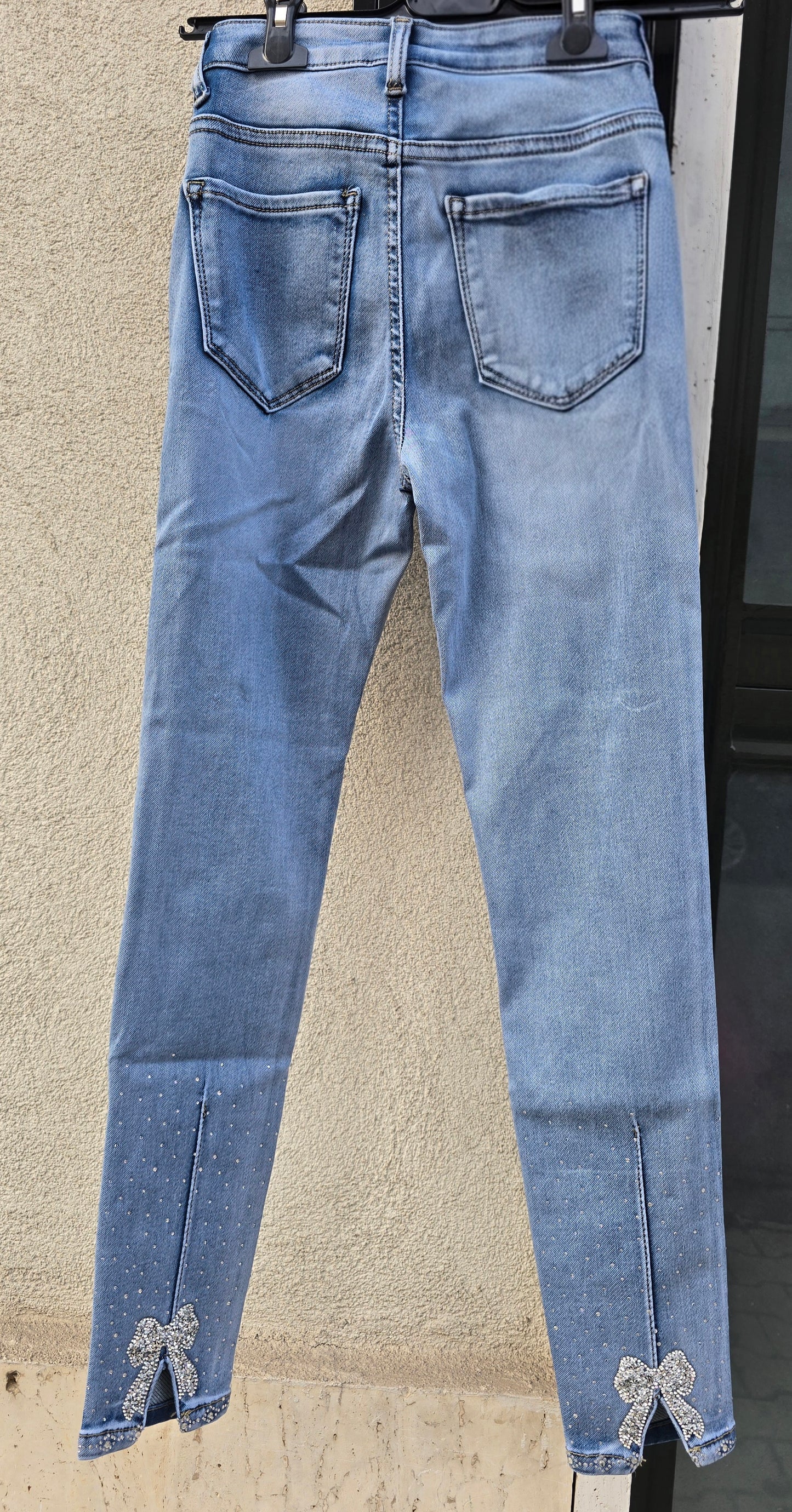 JEANS CON FIOCCO STRASS SKINNY PUSH-UP