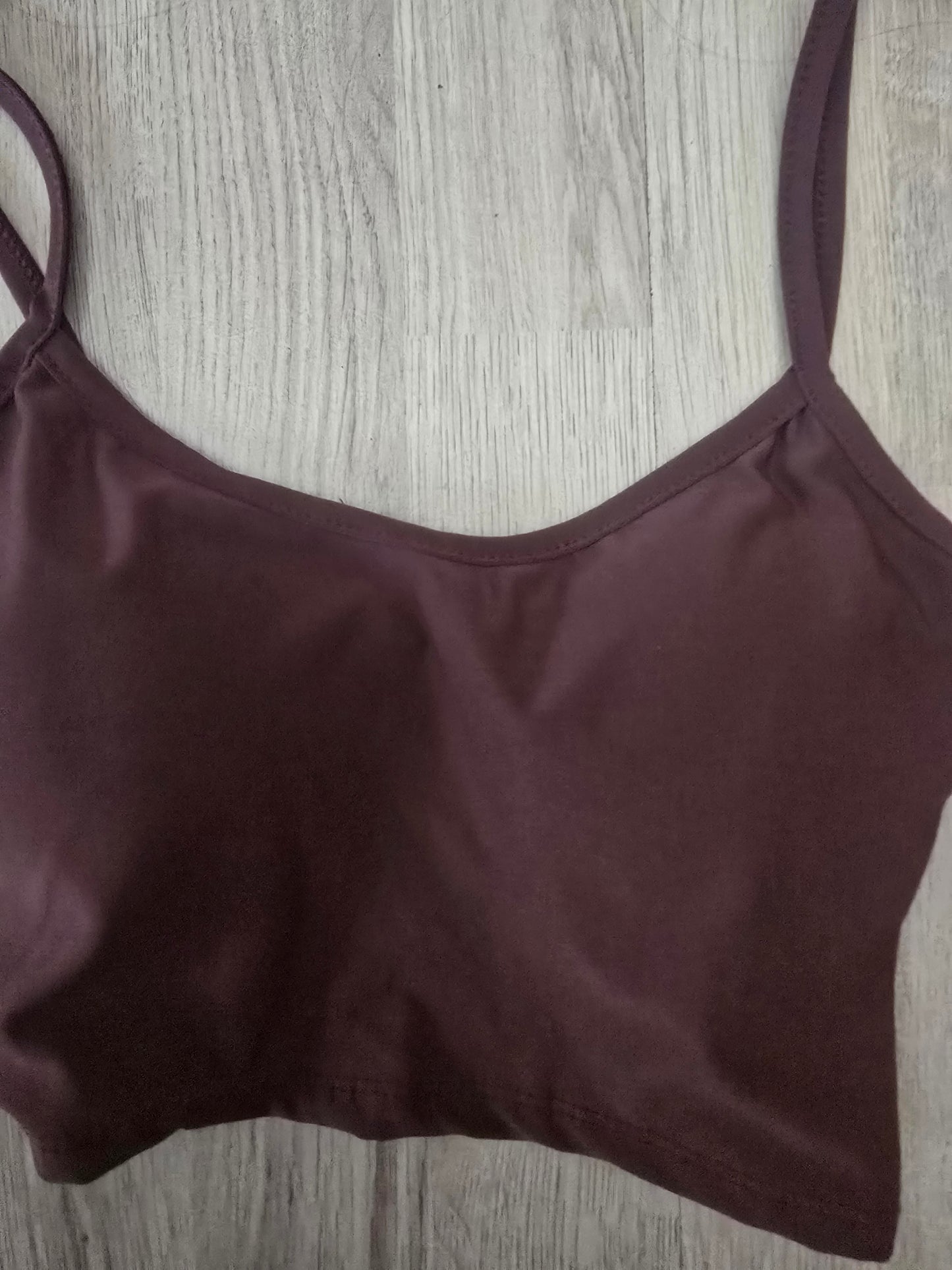 TOP CORTO CON COPPETTE