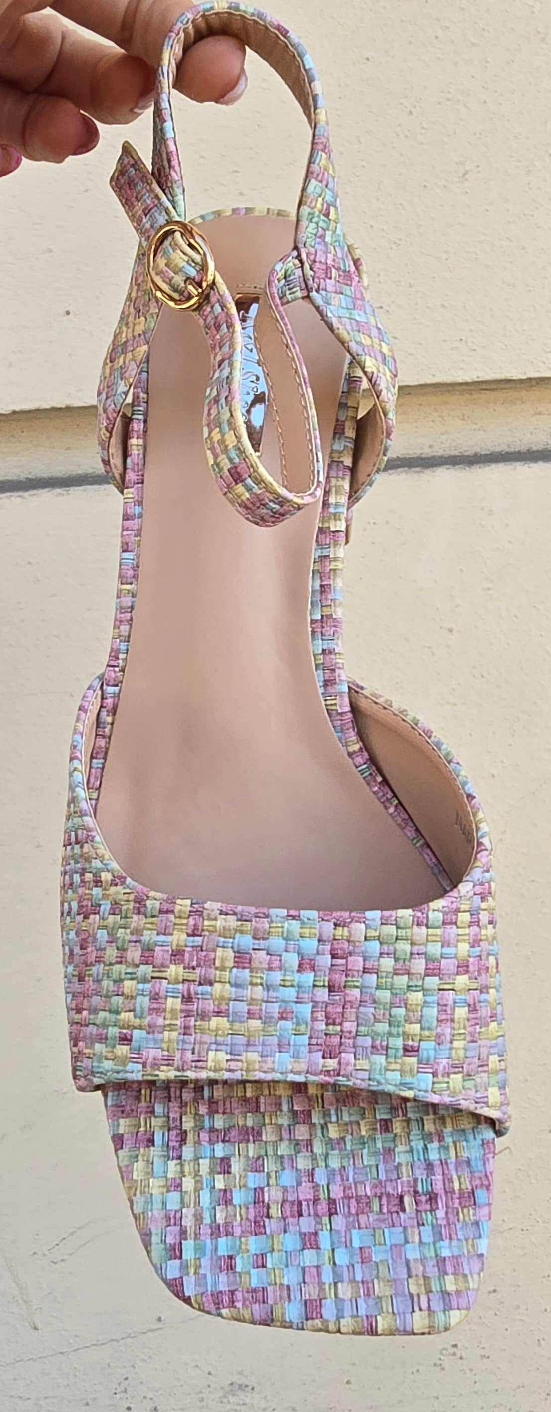 SANDALI PASTEL