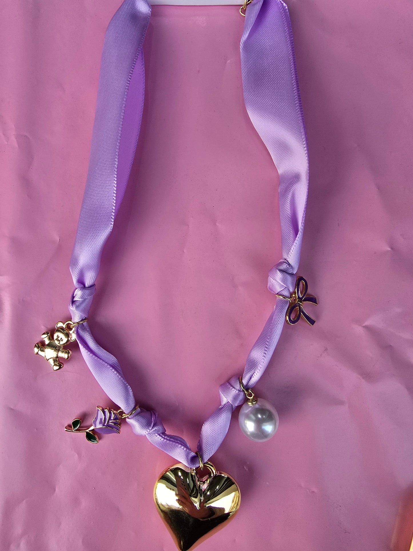 COLLANA NASTRO CON CIONDOLI (vari colori)