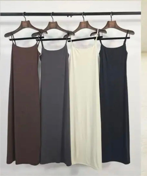 ABITO LUNGO CON SPALLINE SOTTILI 4 COLORI