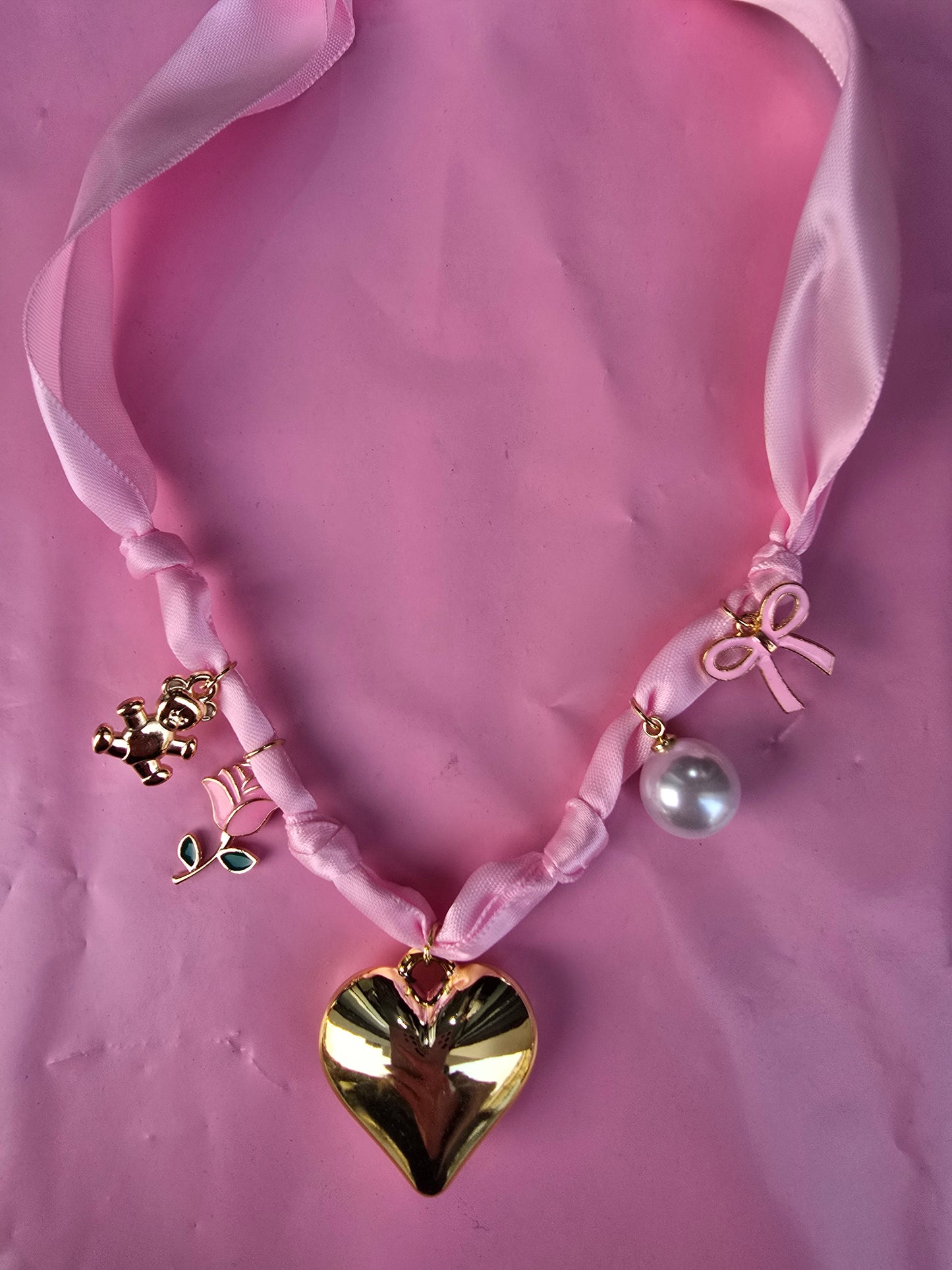 COLLANA NASTRO CON CIONDOLI (vari colori)