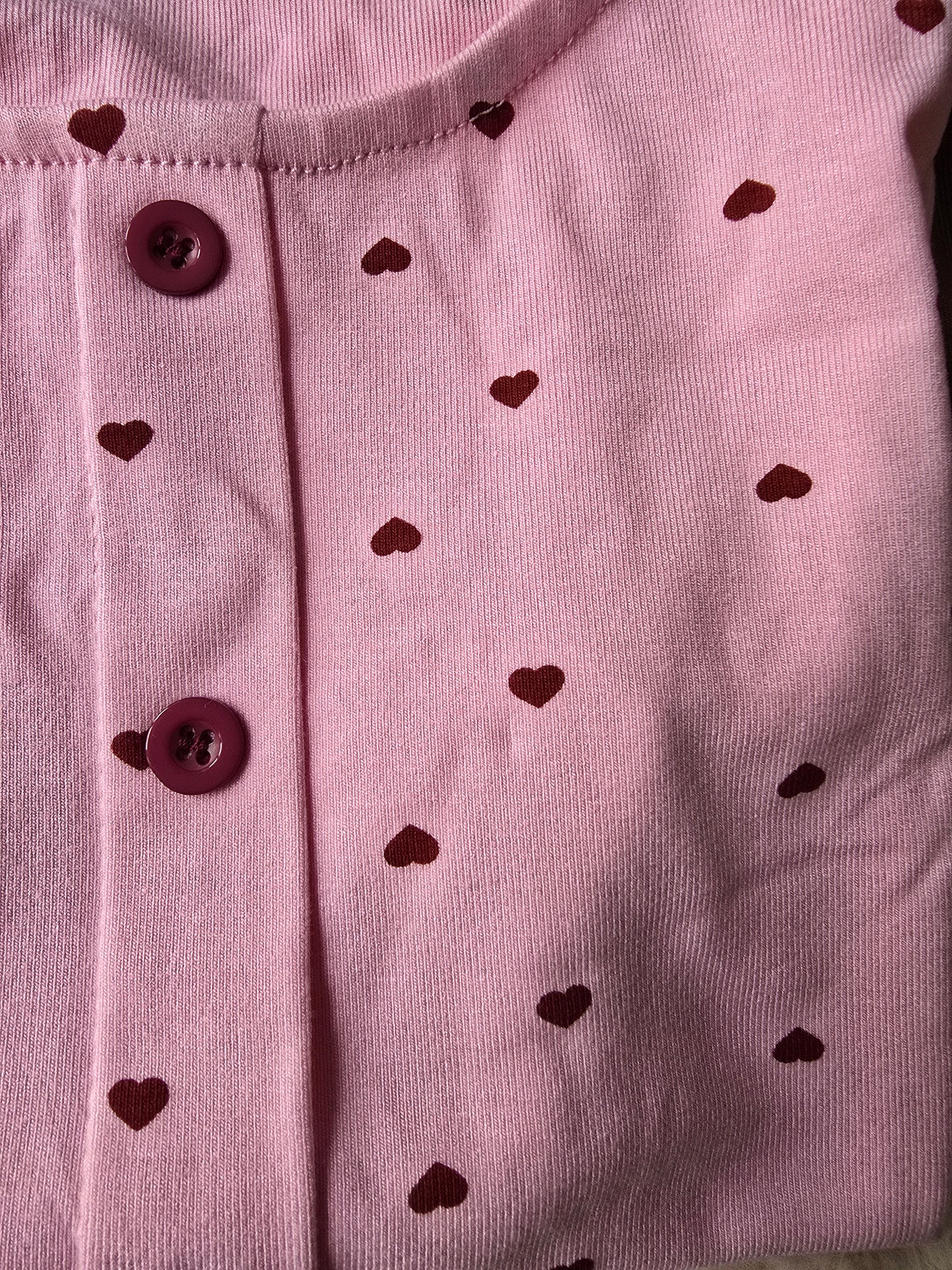 MAGLIA CUORICINI CON BOTTONI