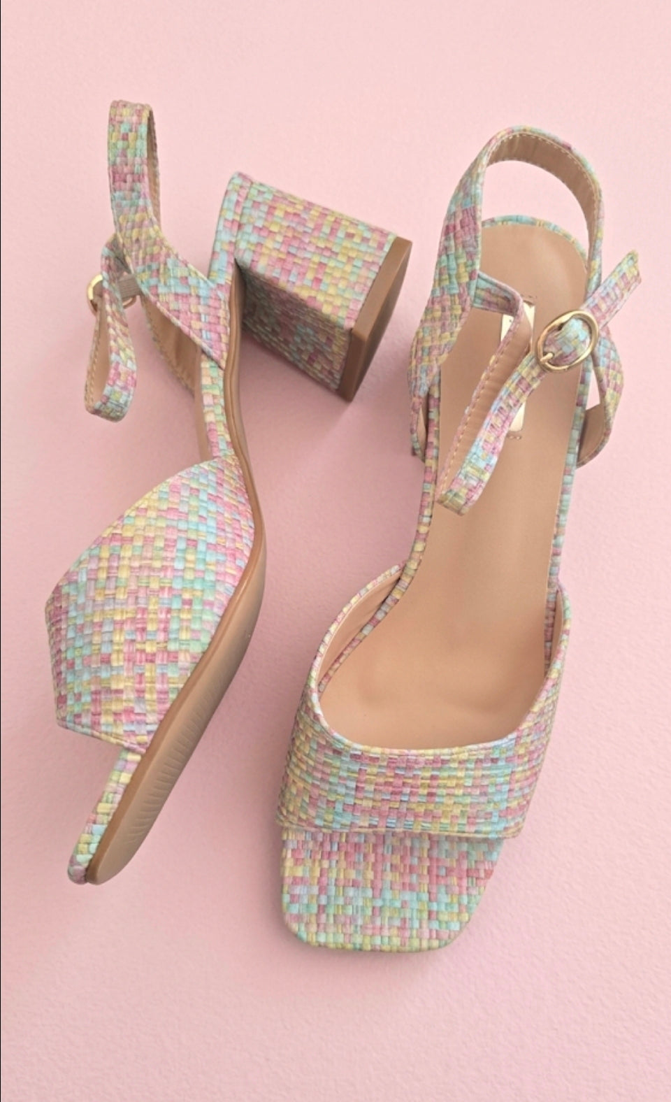 SANDALI PASTEL