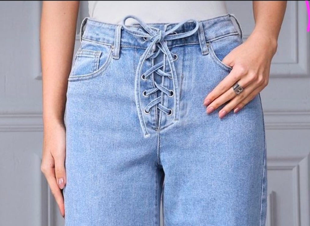 JEANS STRINGHE